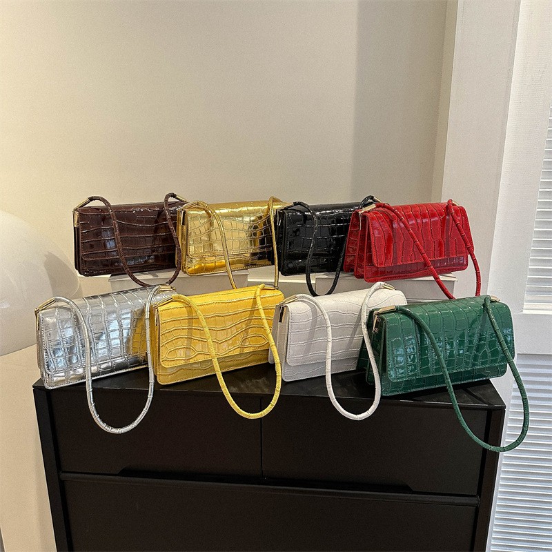 Crocodile Pattern Handbags New Fashion PU Leather Shoulder Bags Leather Textured Buckle Underarm Bags