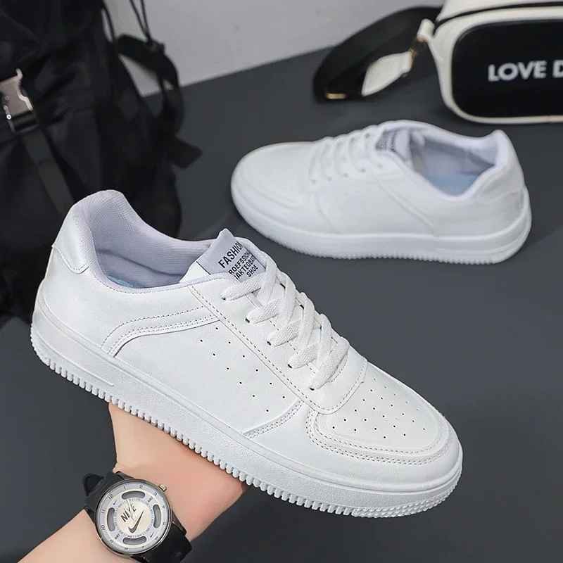 Men´s White sneakers Shoes Outdoor Casual Sneakers Sports Shoes Men Comfortable Flat Slip-on